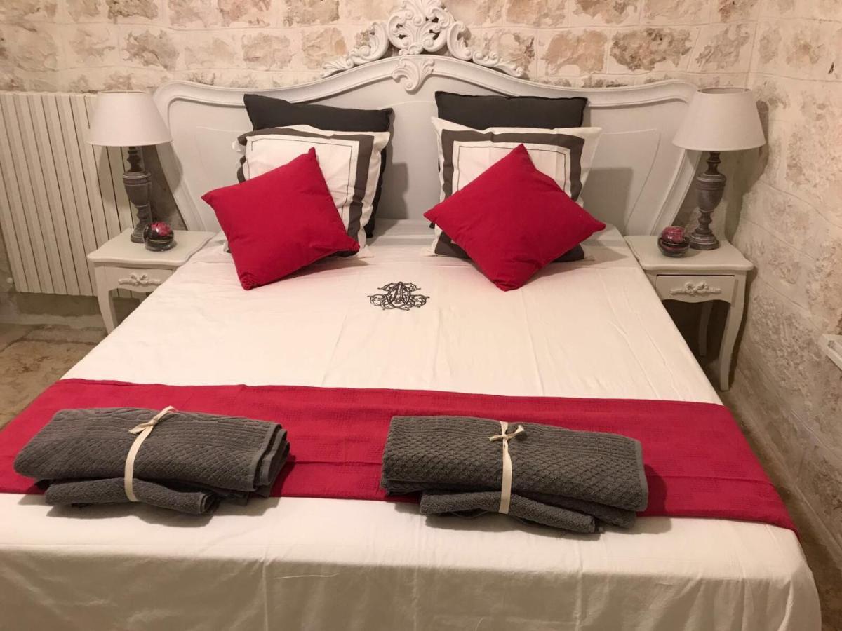 Trulli Tesoro Bed & Breakfast Cisternino Ngoại thất bức ảnh