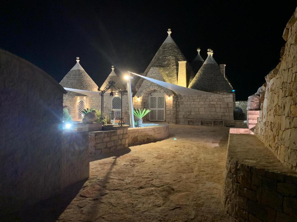 Trulli Tesoro Bed & Breakfast Cisternino Ngoại thất bức ảnh