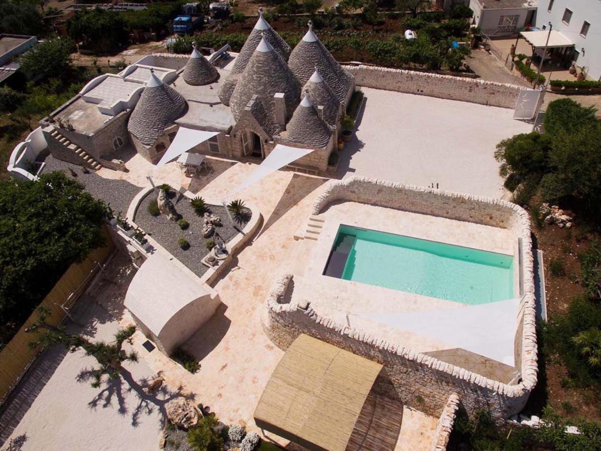 Trulli Tesoro Bed & Breakfast Cisternino Ngoại thất bức ảnh